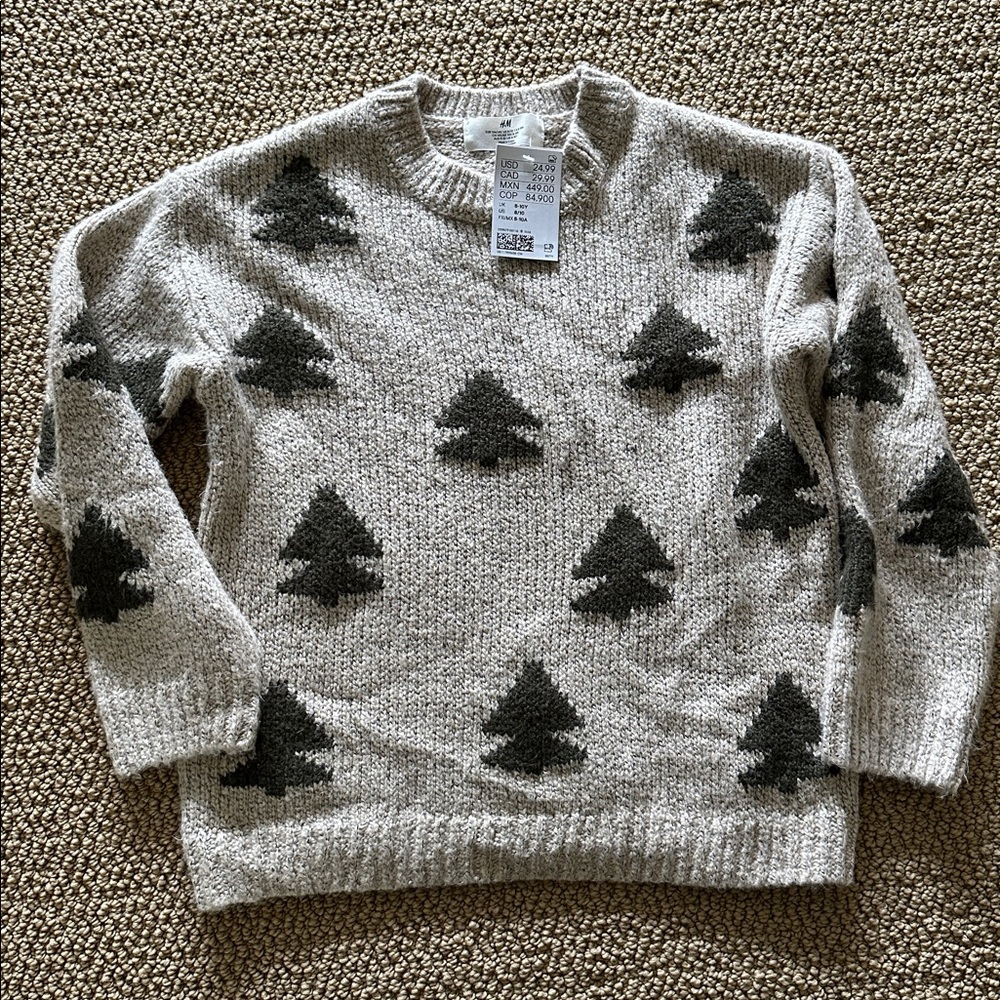 H&M tan/olive Sweater with Christmas trees ( 8-10)